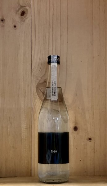 画像1: 渡邊酒造場　芋焼酎 旭萬年Asahi MANNEN　720ml (1)